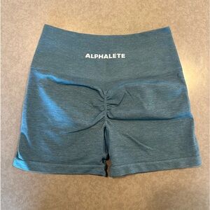 Alphalete Amplify Short 4.5”